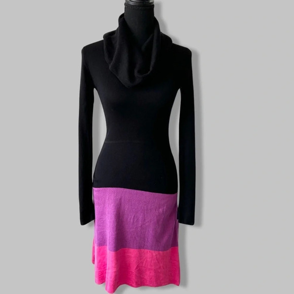 BCBGMAXAZRIA SILK BLEND BLACK COMBO AZURA SWEATER  DRESS - Picture 2 of 13